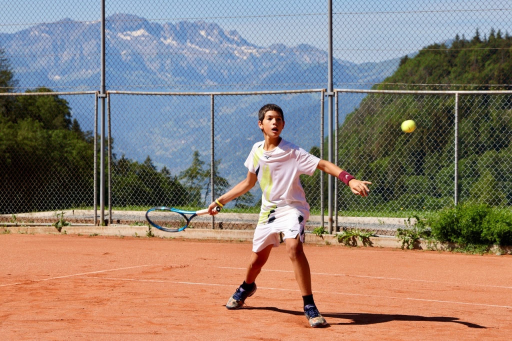 Village Camps International Summer Camp Leysin, Switzerland 2025-08-09 https://www.villagecamps.com/journals_admin/images/2603-5571-tennis 84.jpg